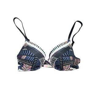 Victoria’s Secret pink wear everywhere push up geometric print bra